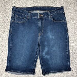 Levi's Shorts Womens 31 Bermuda Length Cuffed Dark Casual Classic Outdoors Trip